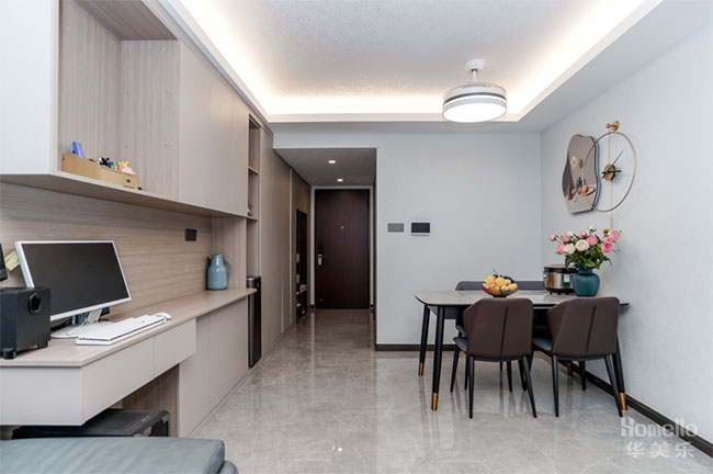95㎡三居，客餐廳之間打造工作區(qū)，將生活與工作和諧結(jié)合